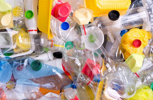 Phát hiện 9 loại vi hạt nhựa trong chất thải con người