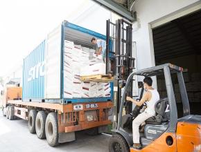 Hoạt động xuất nhập kho Hoạt động xuất nhập kho
